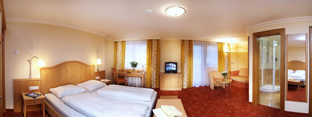 Comfort Double or Twin Room Balcony